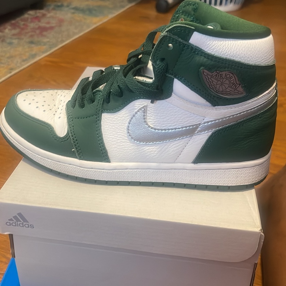 Jordan 1 retro✅